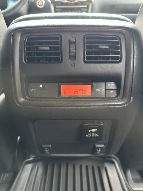 2014 Nissan Pathfinder SL