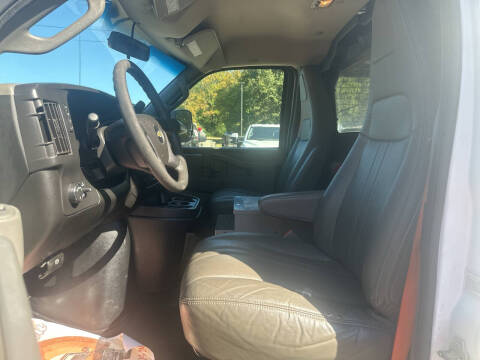 2018 Chevrolet Express 2500