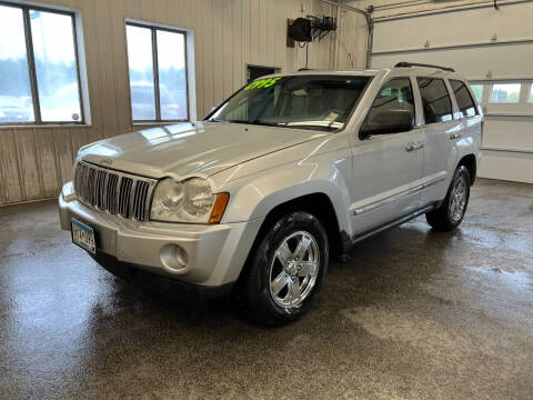 2006 Jeep Grand Cherokee for sale at Sand's Auto Sales in Cambridge MN