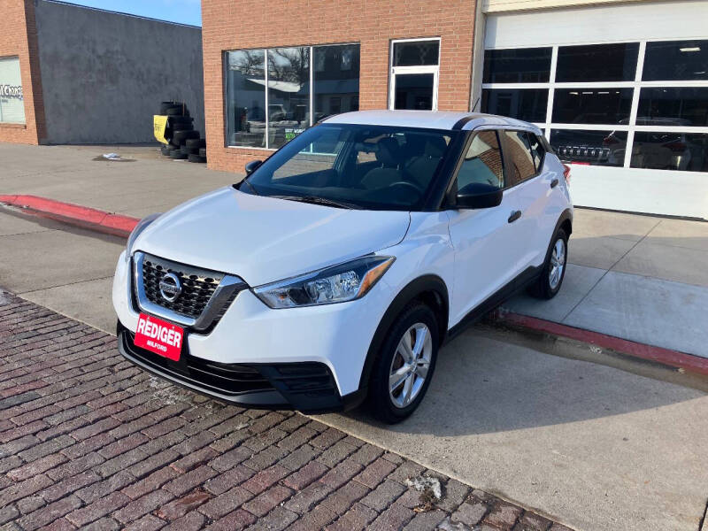2020 Nissan Kicks S's photo