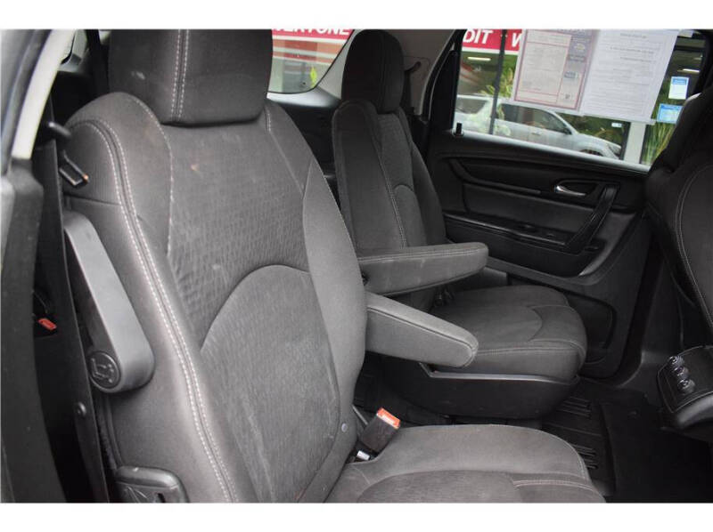 2016 GMC Acadia SLE-2