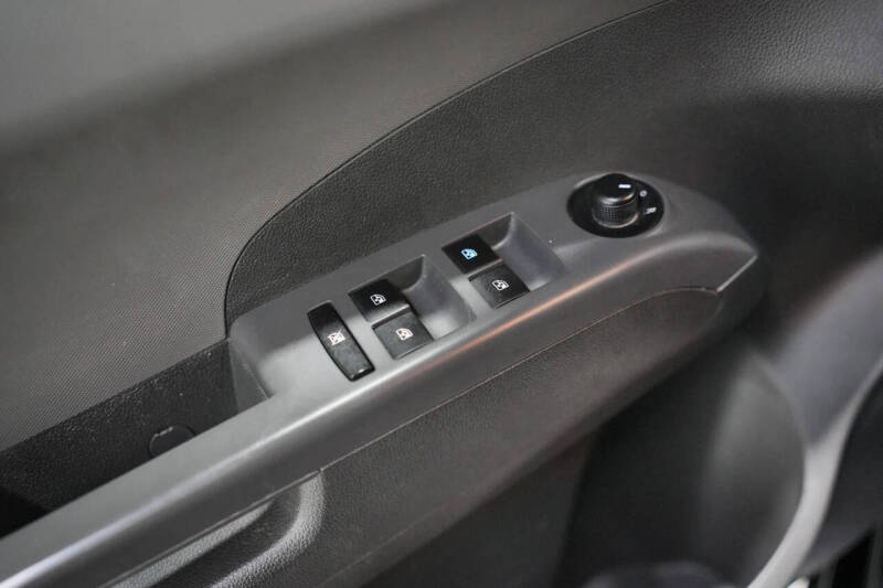 2016 Chevrolet Sonic LT Auto