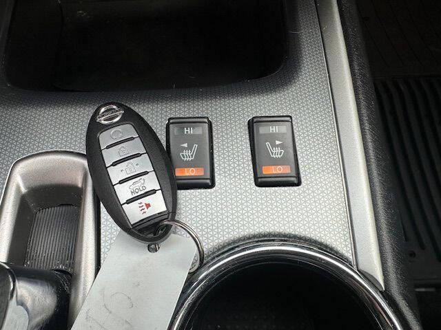 2017 Nissan Pathfinder S