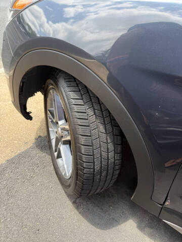 2017 Hyundai Santa Fe Limited Ultimate