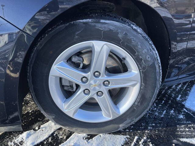 2022 Chevrolet Malibu LS