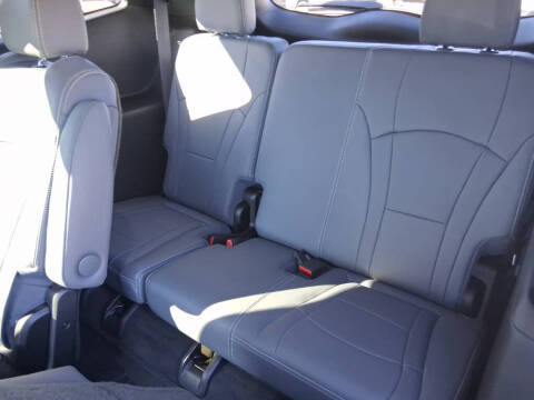 2022 Buick Enclave Essence