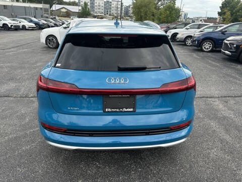 2019 Audi e-tron quattro Prestige
