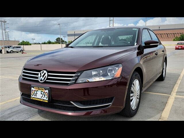 2014 Volkswagen Passat 1.8T S PZEV