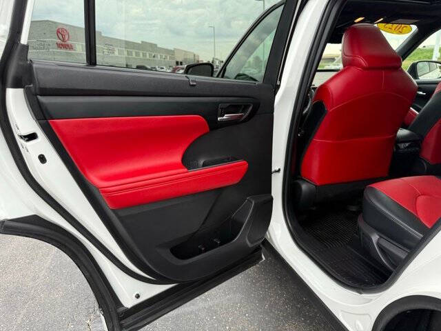 2023 Toyota Highlander XSE