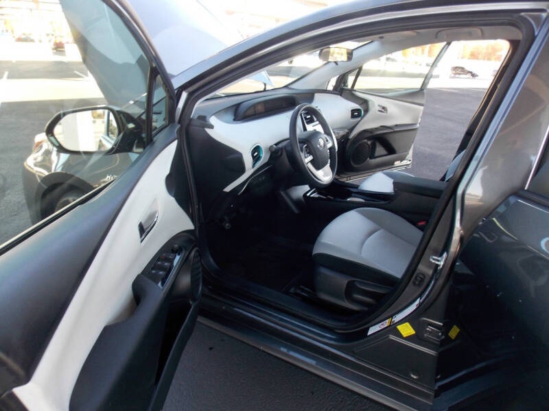 2018 Toyota Prius Three