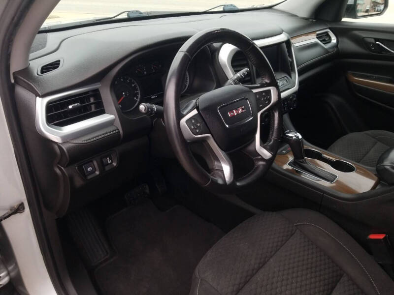 2019 GMC Acadia SLE-1