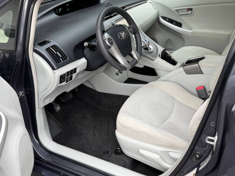 2012 Toyota Prius Two