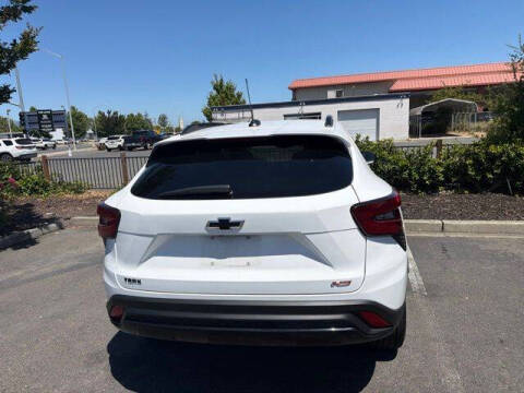 2024 Chevrolet Trax RS