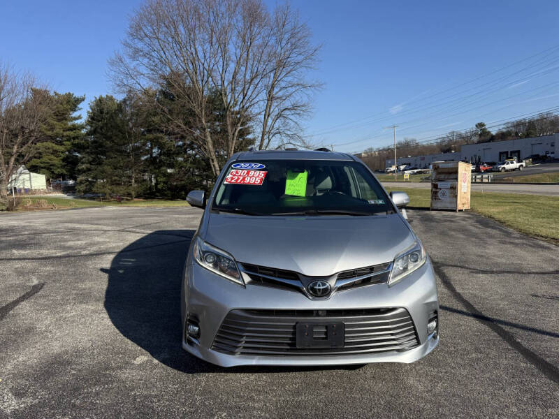 2020 Toyota Sienna XLE Premium 7-Passenger
