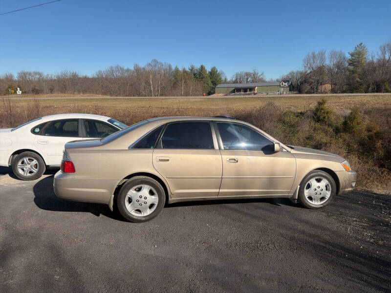 2003 Toyota Avalon XL's photo