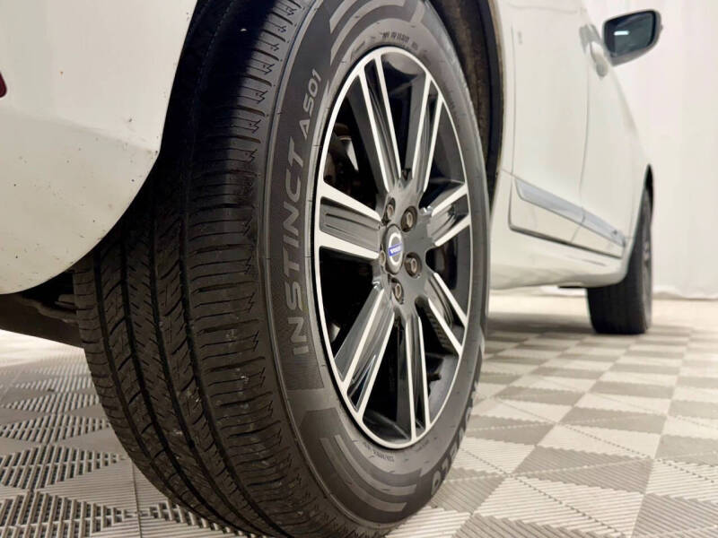 2017 Volvo XC60 T6 Dynamic