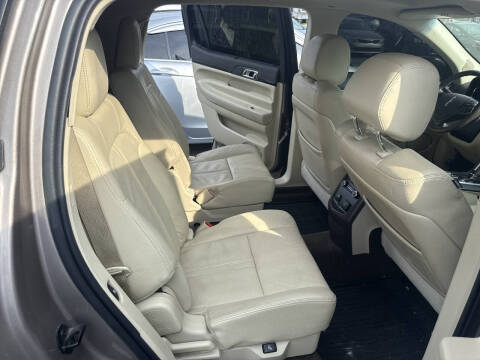 2018 Lincoln MKT Reserve