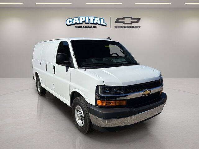 2025 Chevrolet Express 2500