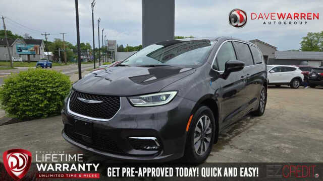 2023 Chrysler Pacifica Plug-In Hybrid for sale at Dave Warren Used Car Super Center in Westfield, NY