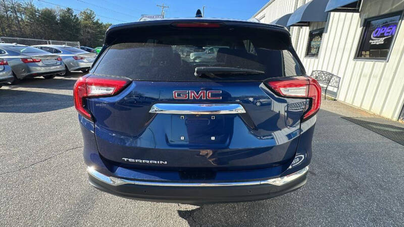 2022 GMC Terrain SLT