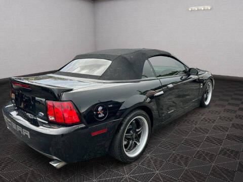 2003 Ford Mustang SVT Cobra