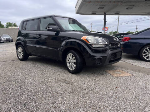 2013 Kia Soul +