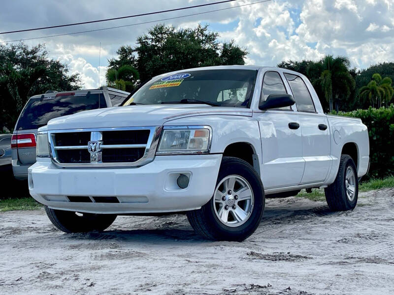 2008 Dodge Dakota for sale at Auto Loans and Credit in Hollywood FL