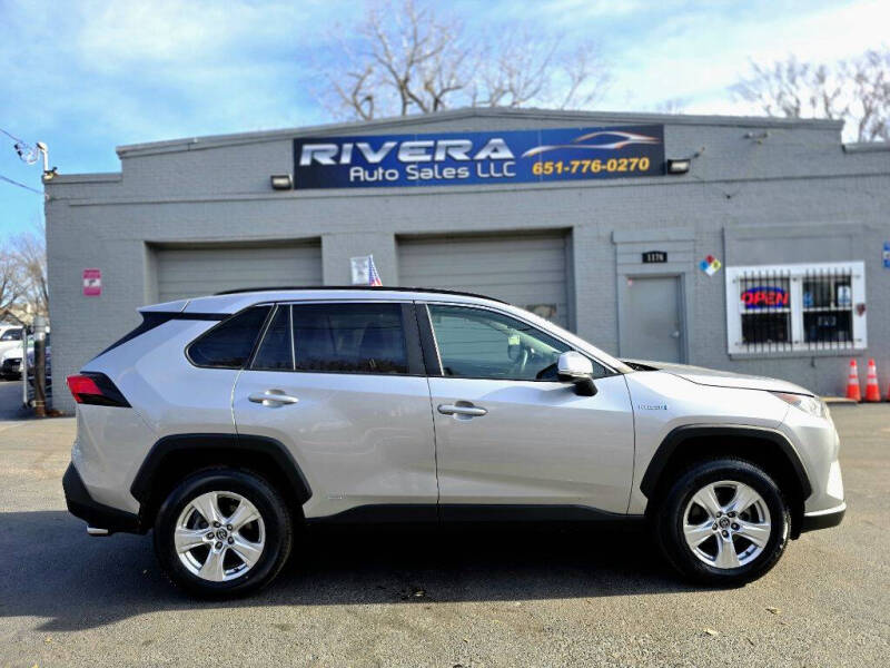 2020 Toyota RAV4 Hybrid XLE