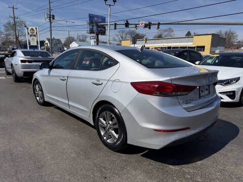 2017 Hyundai Elantra