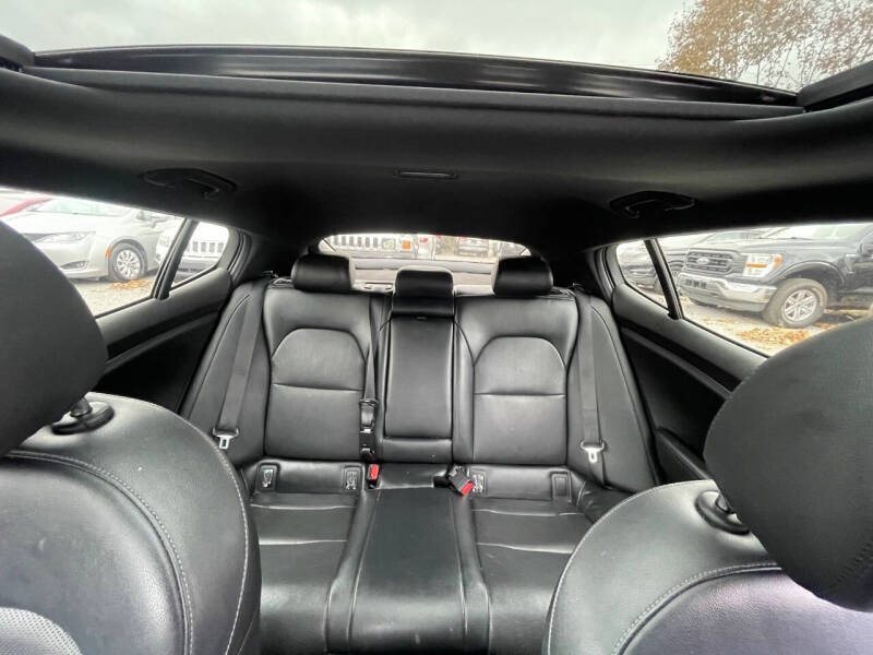 2019 Kia Stinger GT1