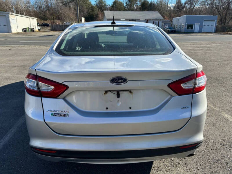 2014 Ford Fusion Energi SE