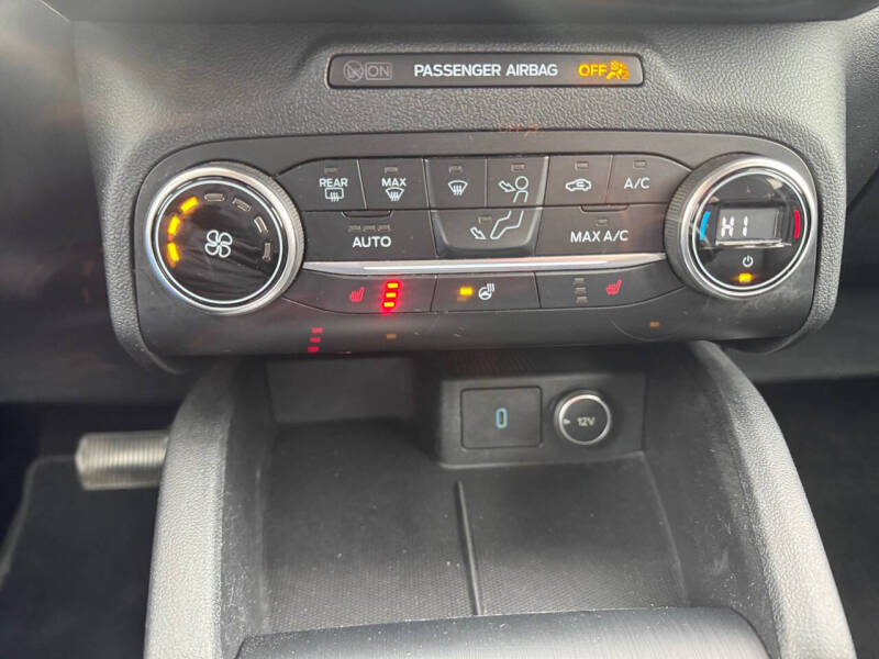 2020 Ford Escape SEL