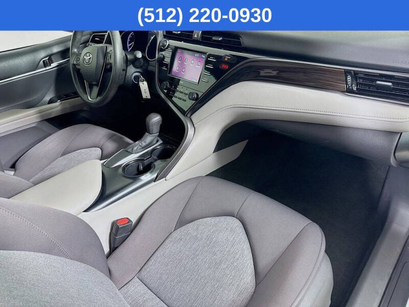 2020 Toyota Camry LE