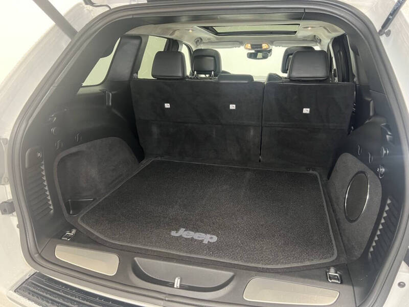 2021 Jeep Grand Cherokee Summit