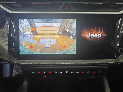 2026 Jeep Cherokee Laredo