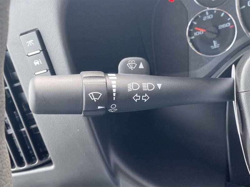 2025 Chevrolet Express 3500