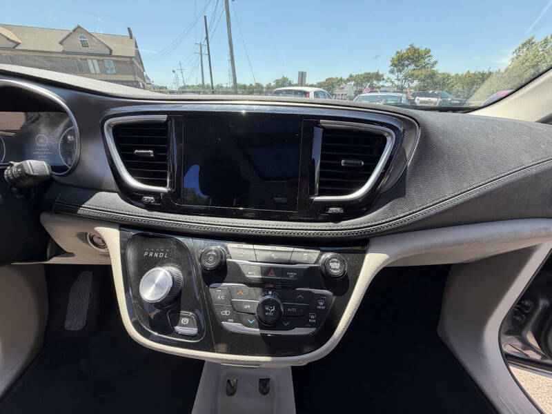 2018 Chrysler Pacifica Limited