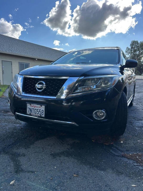 2015 Nissan Pathfinder Platinum