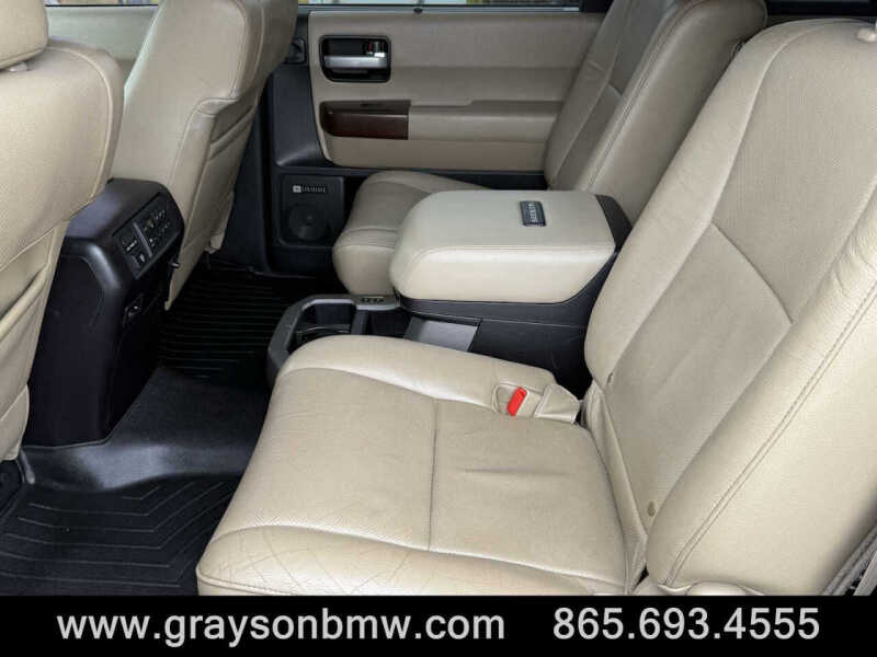 2016 Toyota Sequoia Platinum