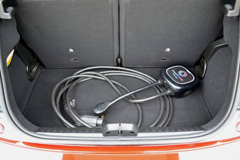 2024 FIAT 500e