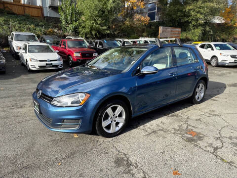 2017 Volkswagen Golf TSI Wolfsburg Edition