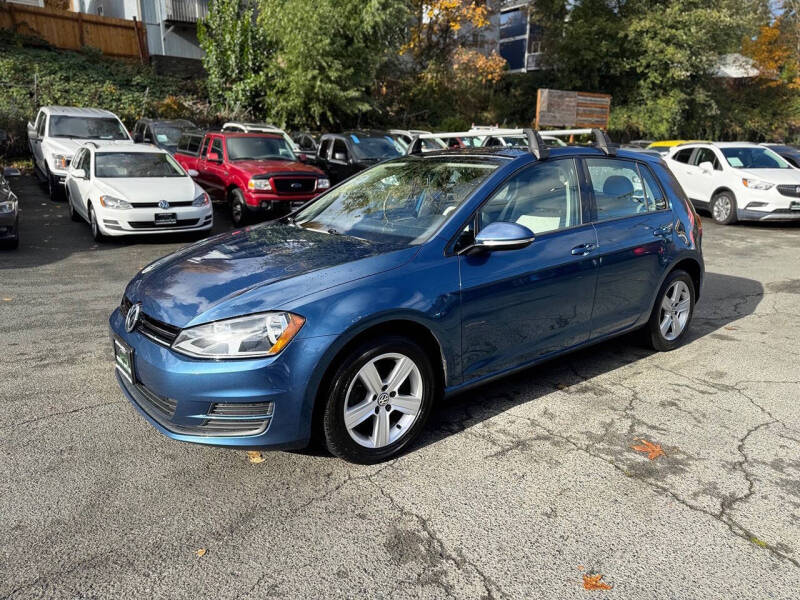 2017 Volkswagen Golf TSI Wolfsburg Edition