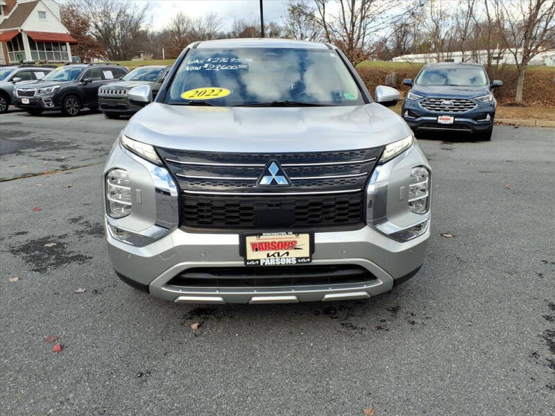 2022 Mitsubishi Outlander SE
