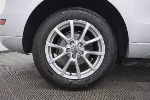 2012 Audi Q5 2.0T quattro Premium Plus