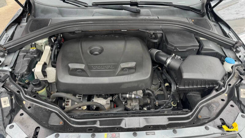 2017 Volvo XC60 T5 Inscription