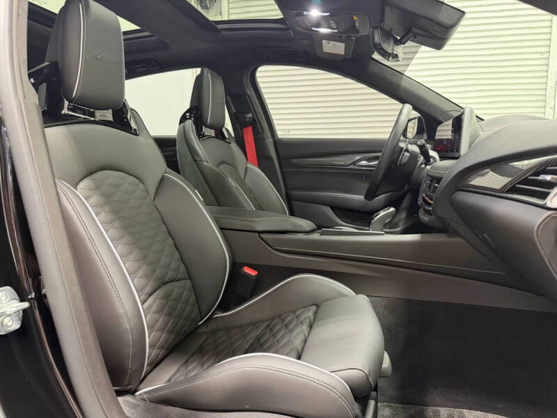 2025 Cadillac CT5-V Blackwing