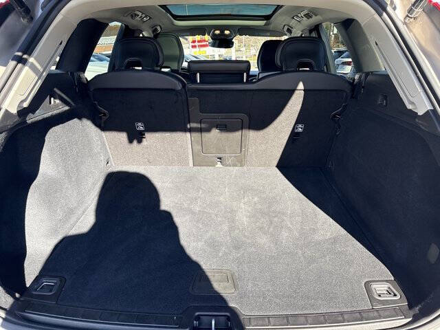 2025 Volvo XC60 B5 Core Dark Theme