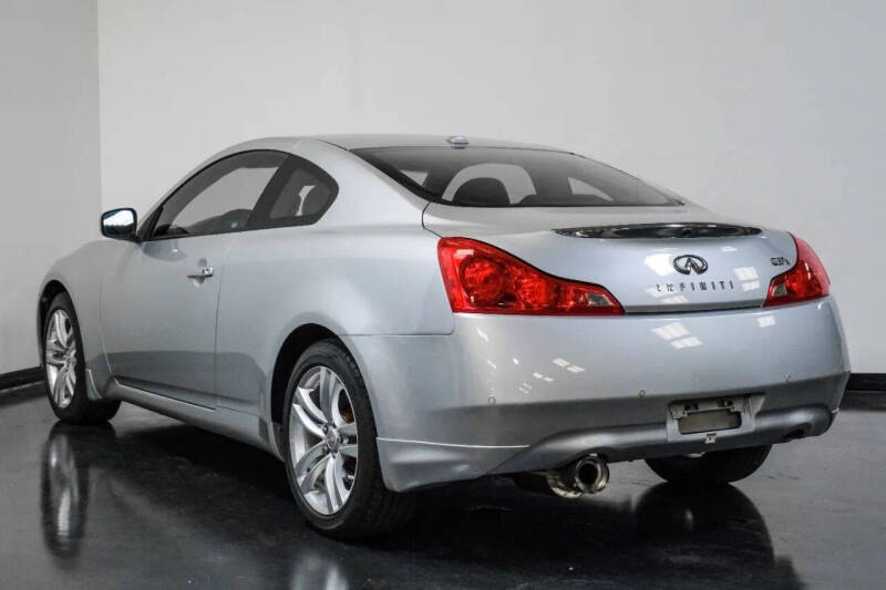 2010 Infiniti G37 Coupe x