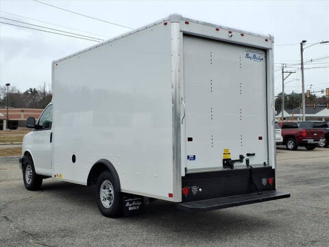 2025 Chevrolet Express 3500