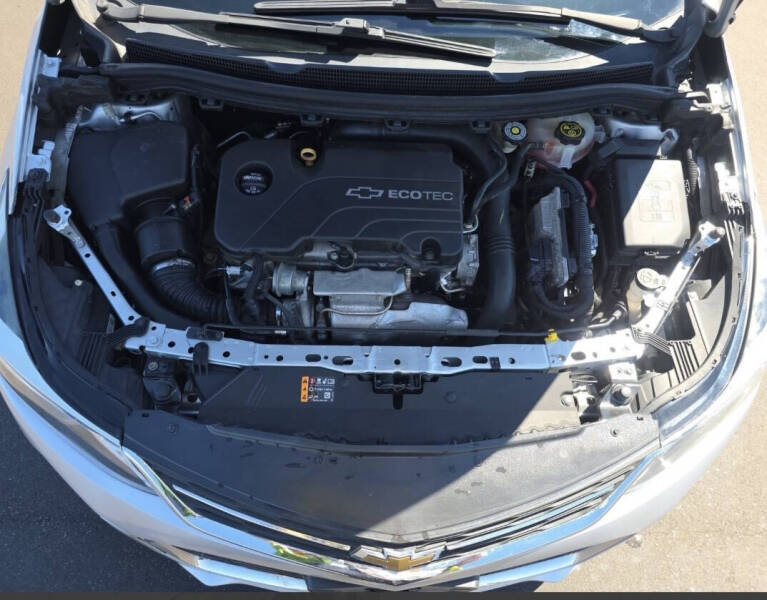 2017 Chevrolet Cruze LT Auto